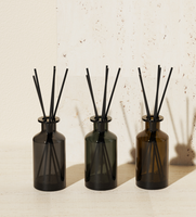 Diffuseur de parfum en vrac C&H de luxe écologique à personnaliser avec logo, 120 ml, sans alcool, pot en céramique, bâtonnets aromatiques personnalisés pour la maison, huile et fibres