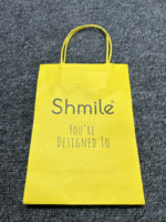 Sac en papier d'emballage cadeau imprimé avec votre propre logo, design de Guangzhou