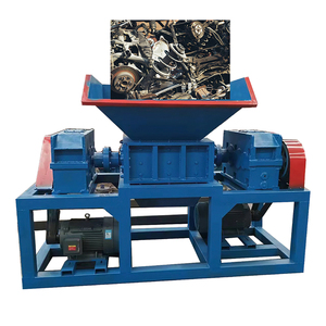 Petite machine de broyage de métaux à double arbre avec moteur et engrenage, haute efficacité, capacité de traitement de 500-2500 kg/h - Product Image 1