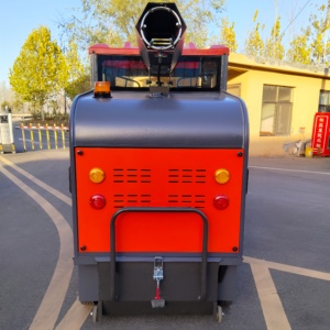 Nueva Fregadora de Pisos Autopropulsada Eléctrica a Batería, Compacta, para <span class=keywords><strong>Limpieza</strong></span> de Estacionamientos y Garajes - Product Image 3