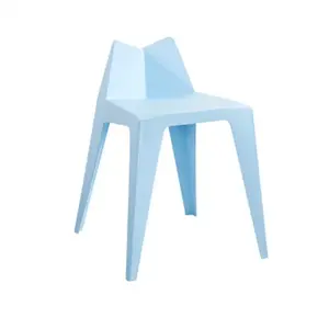 Chaises de mariage empilables de salle à manger en plastique d'extérieur de style nordique personnalisées par l'usine en gros