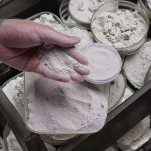 थोक चोटी यूनियन एसिड ग्रेड फ्लोराइड पाउडर 97% कैल्शियम फ्लोराइड हाइड्रोफ्लोराइड हाइड्रोफ्लोरोरिक एसिड (एचएफ) गैर-धातु खनिज 1.0% नमी - Product Image 1