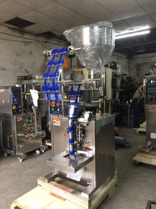 Petite machine d'emballage verticale automatique Machine d'emballage <span class=keywords><strong>de</strong></span> granules <span class=keywords><strong>de</strong></span> grains <span class=keywords><strong>de</strong></span> remplissage <span class=keywords><strong>de</strong></span> riz pour grains <span class=keywords><strong>et</strong></span> poudre - Product Image 3