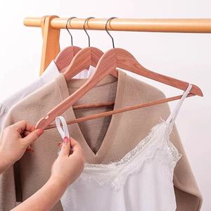 Perchas de Cedro Aromático, Perchas de Madera Roja Natural, Logotipo Personalizado, Precio de Fábrica al por Mayor, con Muescas, Barra para Pantalones, Traje, Abrigo, Camisa - Product Image 4