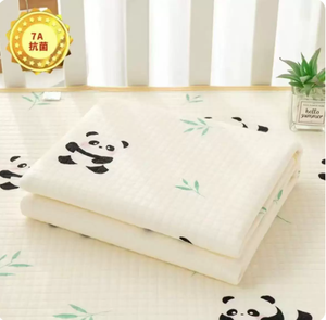 Alfombrilla de Pañales Amarilla de Alta Calidad, Suave al Tacto, con Logotipo Personalizado, Portátil, de Tamaño Pequeño - Product Image 3