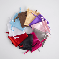 Sacs à cordon en satin imprimés sur mesure, sérigraphiés, doux, réutilisables, de luxe, pour extensions de cheveux, plusieurs couleurs