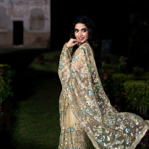 SADIA AUN HUTE COUTURE Saree en soie - Jardins sous la lumière de la lune - Anika Zulfiqar se souvient de la chanson d'amour oubliée - Rose - Évacuation de l'humidité - Product Image 1