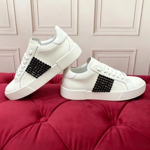 Chaussures de sport respirantes de luxe de haute qualité pour hommes, baskets décontractées plates à lacets, nouvelle mode 2026, chaussures de marche blanches pour femmes - Product Image 1