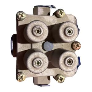 Válvula de 4 vías de tamaño personalizado Repuestos para camiones Howo 81521516094 Válvula de protección de cuatro circuitos - Product Image 3