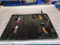 Couvercle de tonneau rétractable en fibre de verre enroulable pour Dodge Ram 1500 & Ford Hard Folding avec fonction de verrouillage pour tout-terrain Quad Fold