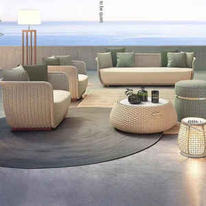 Ensemble de canapés confortables de style nordique moderne pour jardin, villa, complexe hôtelier, plage, en corde tressée durable, avec tables basses - Product Image 1