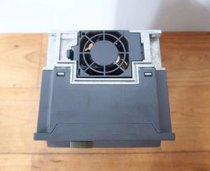 เครื่องแปลงความถี่ FR-F740P-220K FR-F740P-22K FR-F740P-250K FR-F740P-280K FR-F740P-3.7K FR-F740P-30K FR-F740P-37K FR-F740P-220K - Product Image 2