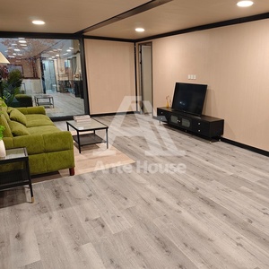 <span class=keywords><strong>Maison</strong></span> conteneur extensible à double aile avec cuisine séparée, <span class=keywords><strong>maison</strong></span> mobile pour usage hôtelier ou en villa, structure en acier, design moderne - Product Image 4