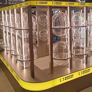 Decoración acrílica Exhibición acrílica para productos de panadería PMMA Fondo Decoración interior Artesanías en forma especial - Product Image 5