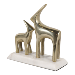 Scultura di cervo in metallo su base di marmo per decorare la casa, il soggiorno o l'ufficio - Product Image 2