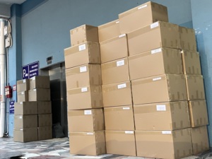 Bán buôn 15.6 inch OLED màn hình hiển thị Slim 2880x1620 EDP 40Pins 120Hz IPS ATNA56WR06-0 atna56ac01 ATNA56YX02-0 - Product Image 6