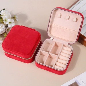 EVERWIN Offre Spéciale : Organisateur Portable pour Boucles d'Oreilles, Pendentifs et Bagues – Boîte à Bijoux avec Doublure en Velours pour Rangement et Emballage - Product Image 2