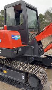 Excavadora Usada Doosan DH55 Mini de 5.5 Toneladas, Excavadora Hidráulica de Segunda Mano, DH35 DH60 DH80, Alta Calidad, en Venta - Product Image 5