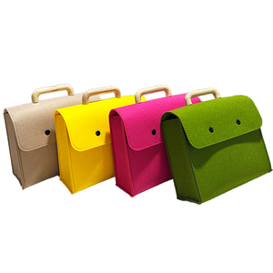 Borsa tote in tessuto non tessuto <span class=keywords><strong>con</strong></span> manico in legno e chiusura a patta per donna - Product Image 1