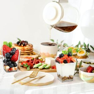 Gobelets en plastique jetables avec couvercles Emballage de tasse à café personnalisée pour thé à bulles Yaourt carré en plastique Pudding Fruit Cums pp - Product Image 6