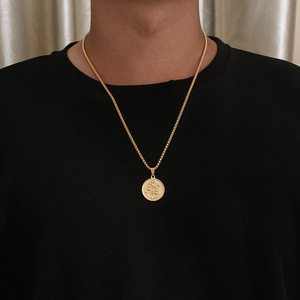 MECYLIFE Collier Zodiaque en Acier Inoxydable Plaqué Or 18K avec Pendentif Médaillon Horoscope Tendance - Product Image 6