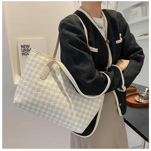 Bolso de hombro de nailon ligero e impermeable para mujer, diseño moderno y portátil, ideal para compras, éxito de ventas en 2026 - Product Image 1