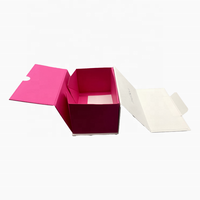 Boîte cadeau rigide magnétique personnalisée de luxe en matériaux recyclés avec logo d'usine, revêtement UV noir, pour chaussettes, vêtements, emballage de vêtements