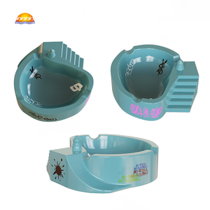 Ceniceros de Cerámica Portátiles para Cigarros, Diseño Personalizado con Estilo Graffiti, Cenicero Decorativo Premium Hecho a Mano para Exteriores - Product Image 1