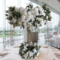 Hochzeitsdekoration Seidenrosen Weiße Blumen-Tischdekoration für Innenbereich Empfang Zeremonie Foto-Hintergrund Party-Event