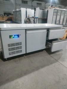 Réfrigérateur sous le comptoir en acier inoxydable avec 2 portes moussantes ou en <span class=keywords><strong>verre</strong></span> réfrigérateur de cuisine commerciale table de préparation - Product Image 5