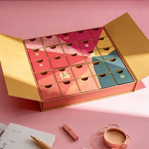 Caja de Embalaje para Chocolates Navideños con Inserto - Caja de Regalo Festiva para San Valentín, Eid y Año Nuevo (Capacidad para 12-25 Piezas) - Product Image 2