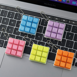 Llavero de botón de teclado mecánico de descompresión impreso en 3D personalizado, clicker de dedo multiforma iluminado, juguete para la punta del dedo - Product Image 1