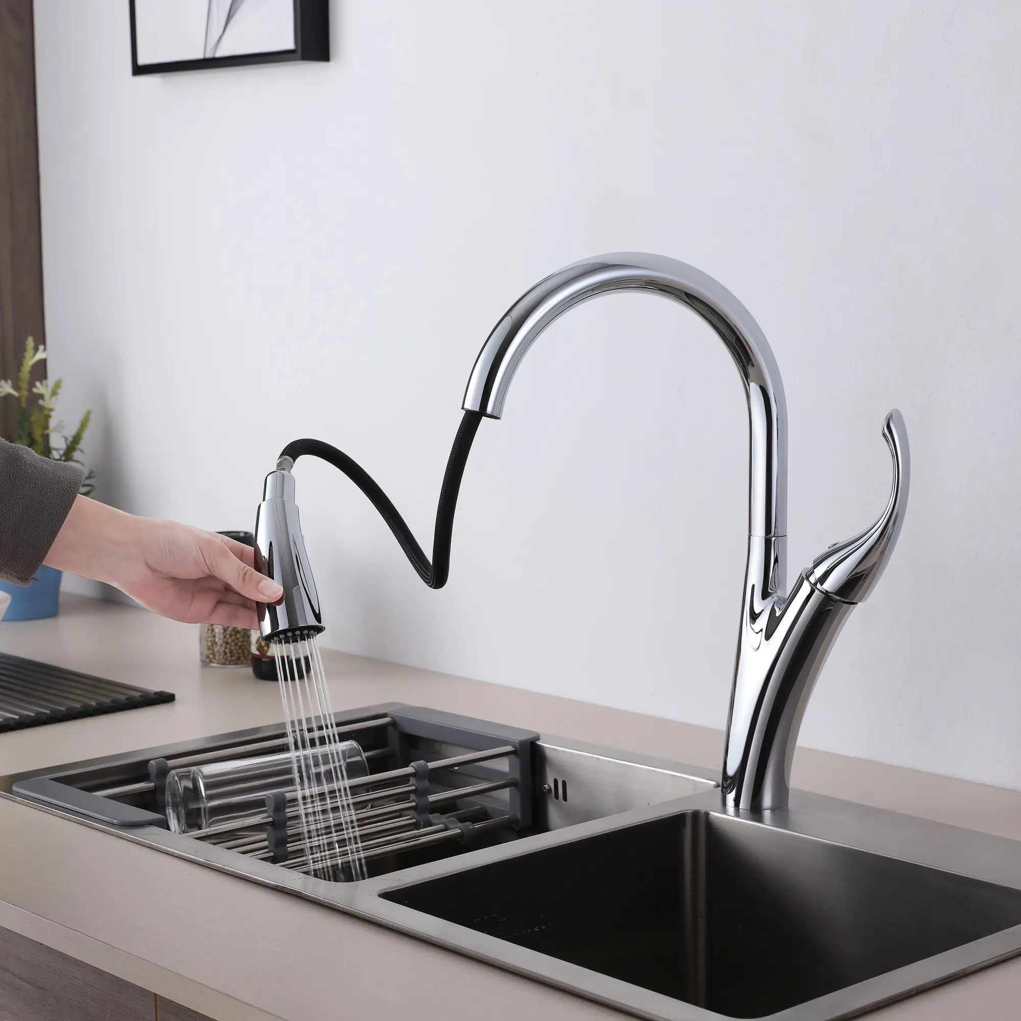 practical zinc faucet body brass inside chrome surface kitchen faucet with spray