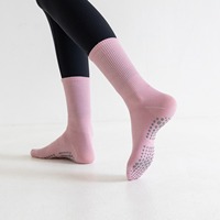 Chaussettes de Pilates CMAX OEM avec grip pour femmes, chaussettes antidérapantes en coton pour le yoga, l'hôpital, la barre, la maison, les cadeaux quotidiens