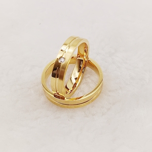 Anillos <span class=keywords><strong>de</strong></span> Plata <span class=keywords><strong>de</strong></span> Ley 925 Chapados en Oro <span class=keywords><strong>de</strong></span> 18k <span class=keywords><strong>de</strong></span> Diseño Personalizado Delgados <span class=keywords><strong>de</strong></span> 5 mm, Anillos <span class=keywords><strong>de</strong></span> <span class=keywords><strong>Matrimonio</strong></span> <span class=keywords><strong>y</strong></span> Boda para Parejas, Hombres <span class=keywords><strong>y</strong></span> Mujeres - Product Image 4
