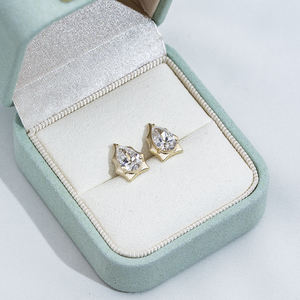 ต่างหูเพชรทองคำ 9K สีเหลือง รุ่น MSE-873 ของ Messi Jewelry สำหรับผู้หญิง - Product Image 5