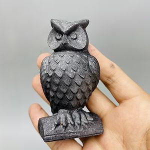 Vente en gros de shungite de haute qualité en forme de hibou, pierre précieuse naturelle utilisée pour la décoration intérieure unique et les cadeaux de fêtes - Product Image 2