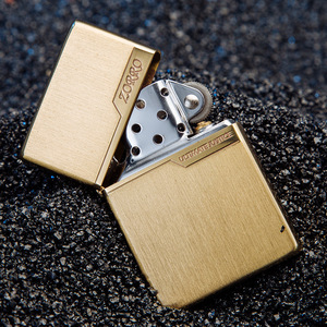 <span class=keywords><strong>Briquet</strong></span> à kérosène Xi Qing <span class=keywords><strong>Zorro</strong></span> en métal brossé, classique, coupe-vent, écologique, rechargeable, format poche, accessoire pour cigarettes et cadeaux promotionnels - Product Image 3
