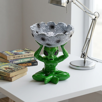 Petit cendrier Alien en résine, ornement d'intérieur distinctif pour usage domestique et commercial