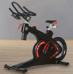 Juego de bicicleta deportiva de primera calidad y bicicleta de <span class=keywords><strong>spinning</strong></span> magnética con pantalla inteligente y <span class=keywords><strong>pedales</strong></span> con clip para entrenamiento de cuerpo completo en el gimnasio en casa - Product Image 6