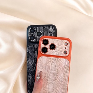 เคสโทรศัพท์ลายจระเข้สุดหรู ป้องกันแรงกระแทก สำหรับ iPhone - Product Image 2