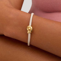 Bracelet en cuir souple fait main Gemnel en argent sterling 925 avec breloque coquillage et poisson, accessoire de vacances d'été