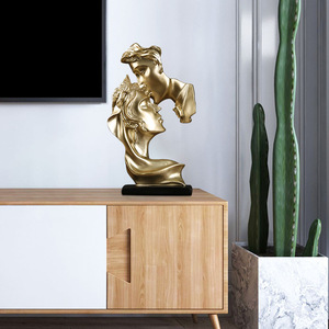 Mystic Arts Resin Couple Sculpture Gold Silver European Style Home Decor Figure 7128F - Product Image 4