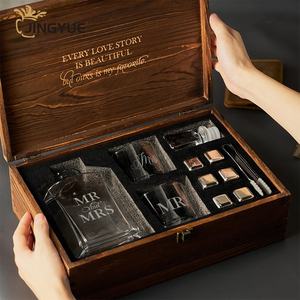 Set Hadiah Dekanter Wiski Kristal Logo Kustom dengan Gelas Wiski untuk Promosi Ulang Tahun Pernikahan - Product Image 2