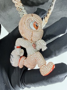 Collana Trendy Hip Hop con Grande Ciondolo a Croce d'Angelo in Ottone Placcato Argento con Ali e Zirconi 5A Iced Out, con Catena Tennis - Product Image 2