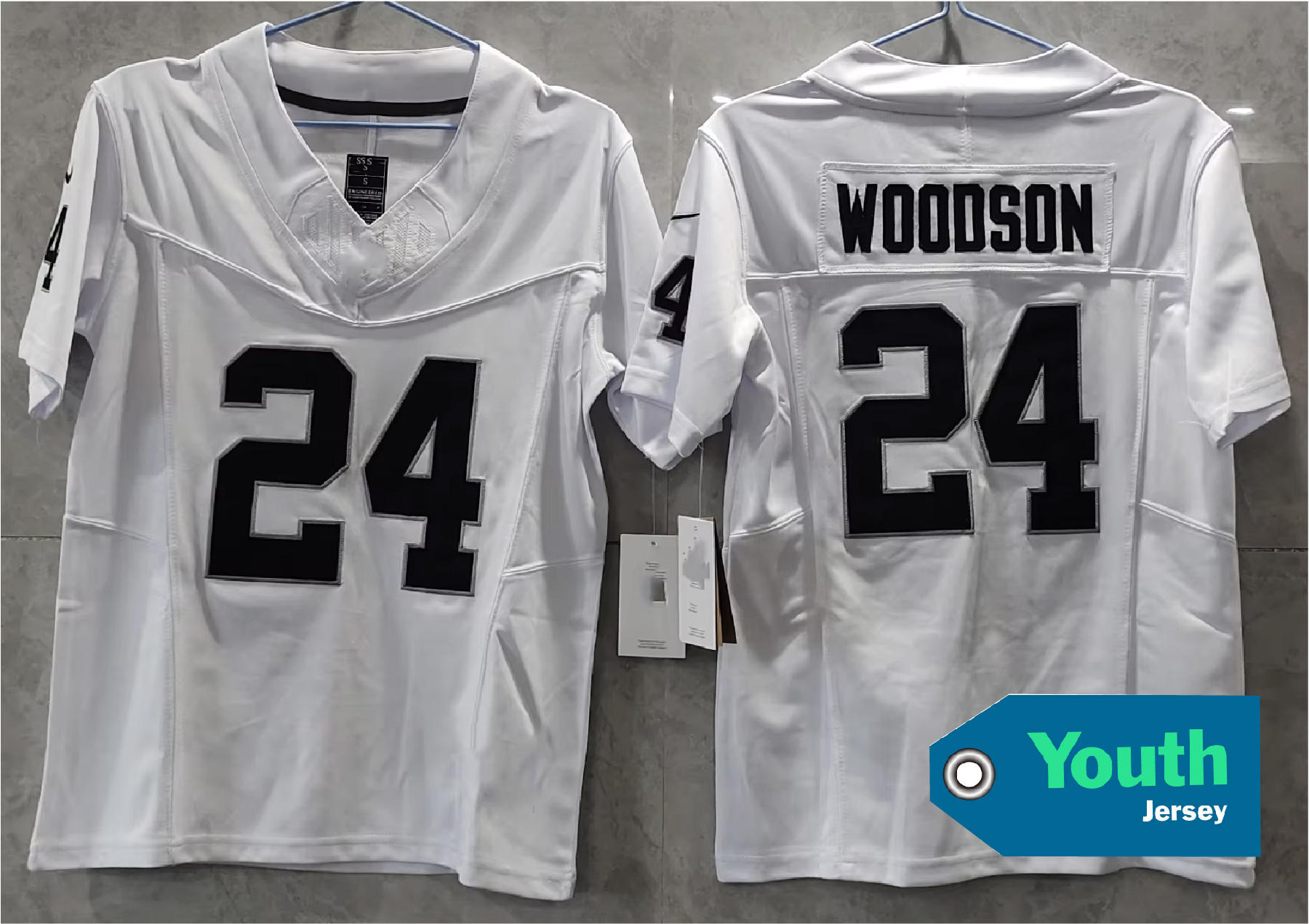 24# Woodson Blanc
