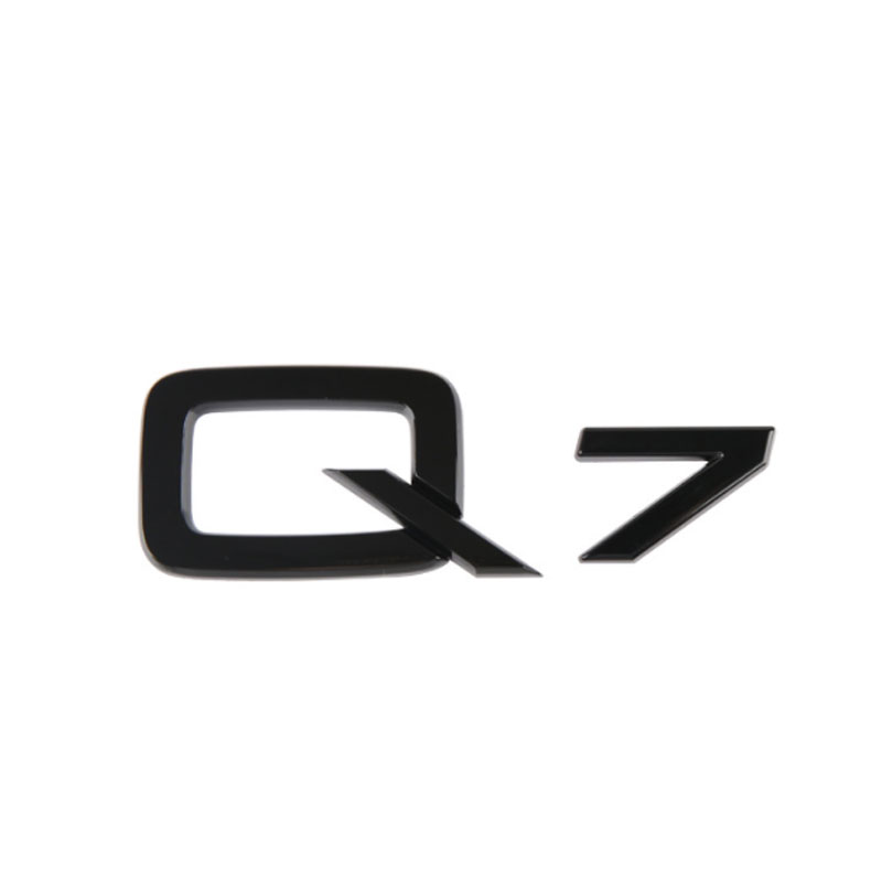 Q7 black