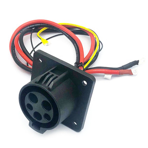 Enchufe de cargador J1772 EV Entrada estándar americana de 5 pines con arnés de cableado y adaptador de corriente - Product Image 3