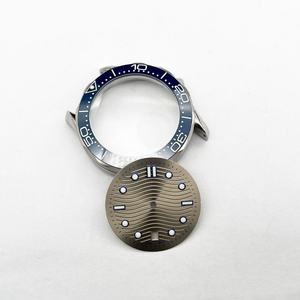 OEM ODM รับทำโลโก้ คุณภาพสูง ตัวเรือน สายนาฬิกา ทำจากสแตนเลส 316L อุปกรณ์เสริมนาฬิกาแบบปรับแต่ง หน้าปัดเรืองแสง - Product Image 2