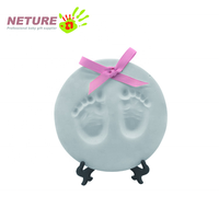 Goedkope Prijs Polymeer Lucht Klei Baby Footprint Kerst Ornament Gepersonaliseerde Pasgeboren Vakantie Aandenken